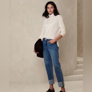Banana Republic Factory Merino Wool Turtleneck in size S